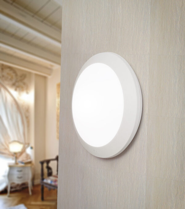 Moderna Plafonjerka - UMBERTA klasičnog dizajna,bijele boje - internet prodaja - Commodo Home & Living