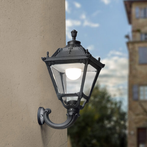 Moderna Spoljna zidna lampa - OFIR TOBIA klasičnog dizajna, crne boje - internet prodaja - Commodo Home & Living