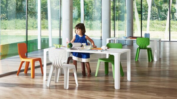 Moderna Dječija Stolica Alma neobičnog izgleda i udobnosti - online shop - Commodo Home & Living