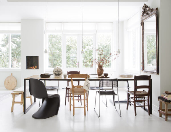 Moderna Stolica Vitra Panton modernog dizajna, udobna , crne boje - online shop - Commodo Home & Living