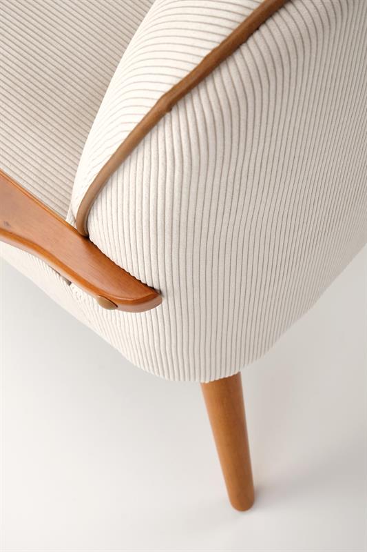 43b9ec03bb2cebea10687a685739a588